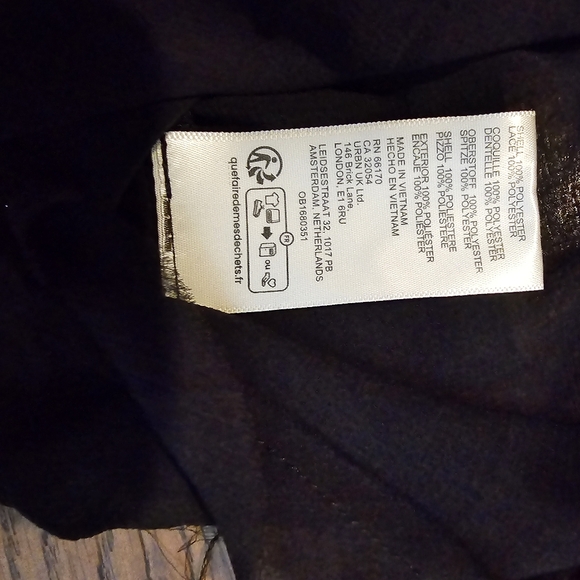 Free PeopleMagdalene Sweetheart Neck Long Sleeves Crochet Black Tunic - Picture 5 of 6